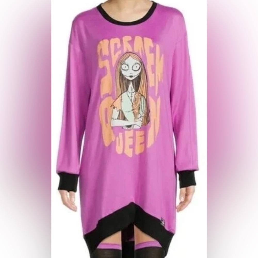 Disney Nightmare Before Christmas Size M
Sleepshirt Pajamas - Picture 1 of 6